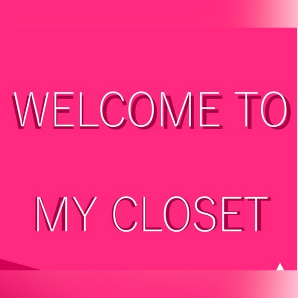 Meet your Posher, Izzy - Picture 3 of 4